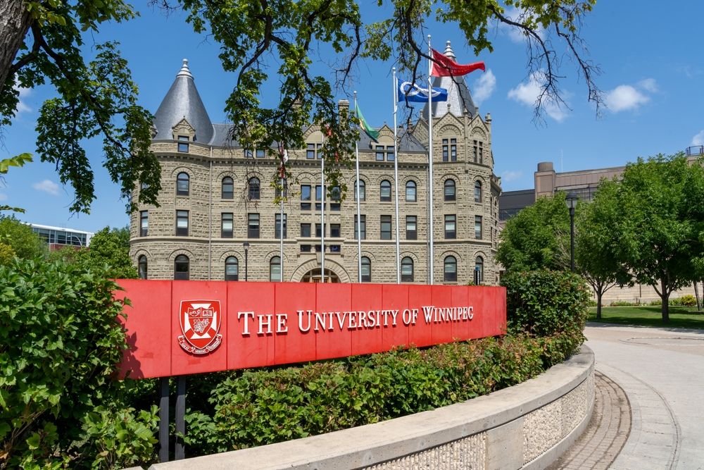12 Top Hotels near University of Winnipeg