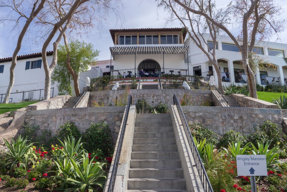 11 Best Hotels in Phoenix near Wrigley Mansion