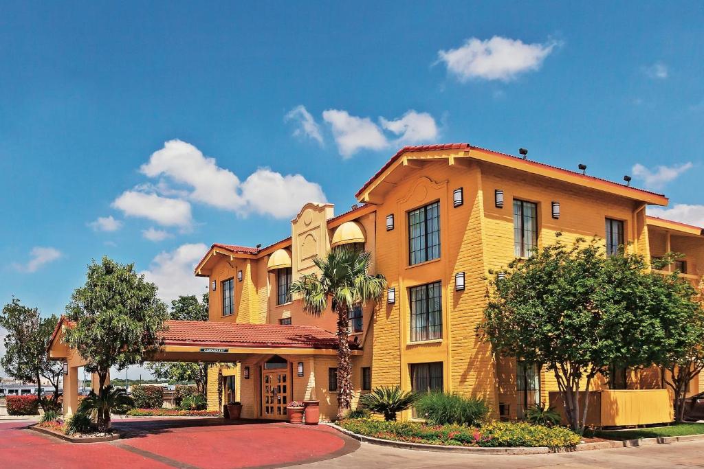 15 Top Hotels in San Antonio near Culebra Road